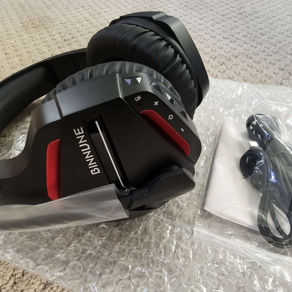 Wireless Gaming headset. Node included. Brand new